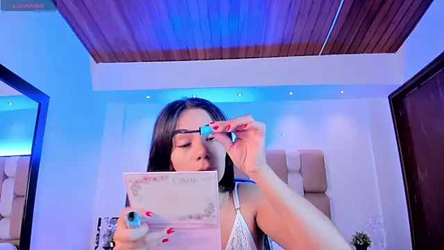 Snapshot of martina_mancini chatting on 03/14/25, 01:57 martina mancini online show from 03/14/25, 01:57