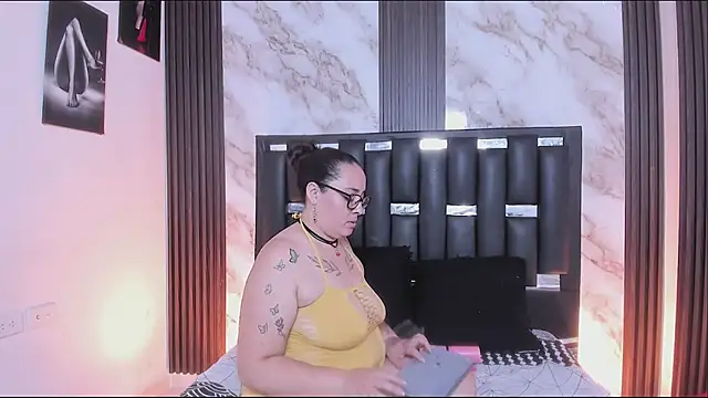 katherina diaz online show from 05/10/26, 01:53
