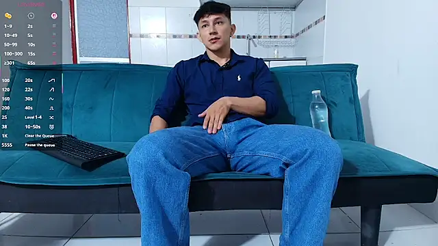 Snapshot of jacques_cardiet chatting on 07/09/26, 11:20 jacques cardiet online show from 07/09/26, 11:20