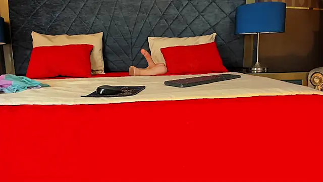 Janna Rousse  online show from 10/06/25, 11:44