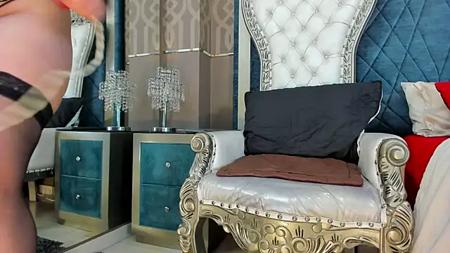 Janna Rousse  online show from 11/07/25, 12:21