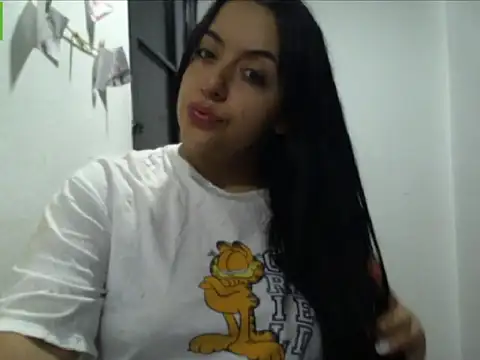Snapshot of lindakurlinx chatting on 09/14/25, 04:35 lindakurlinx online show from 09/14/25, 04:35