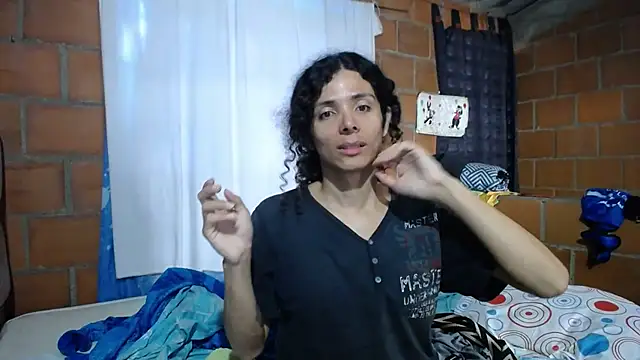 Snapshot of Nadia_Monroe chatting on 09/19/25, 01:26 Nadia Monroe online show from 09/19/25, 01:26