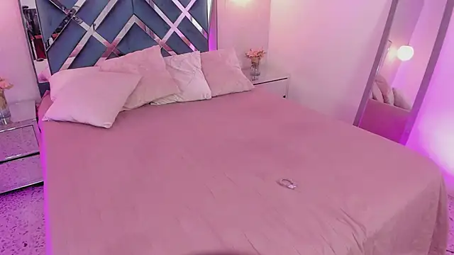 Snapshot of Miakhalifa_7 chatting on 03/06/25, 11:36 Miakhalifa 7 online show from 03/06/25, 11:36