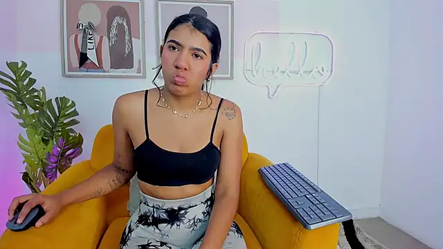 Snapshot of Miakhalifa_7 chatting on 09/11/25, 03:39 Miakhalifa 7 online show from 09/11/25, 03:39