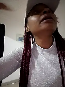 Dominik girl online show from 03/18/25, 02:29