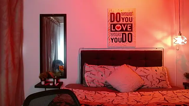 Dominik girl online show from 07/07/26, 07:28