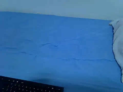 Snapshot of drowllie chatting on 02/06/26, 06:48 drowllie online show from 02/06/26, 06:48