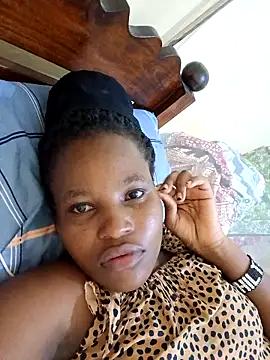 petite babe online show from 03/15/26, 07:32