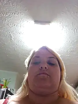 SweetCrazyKay online show from 04/11/26, 01:35