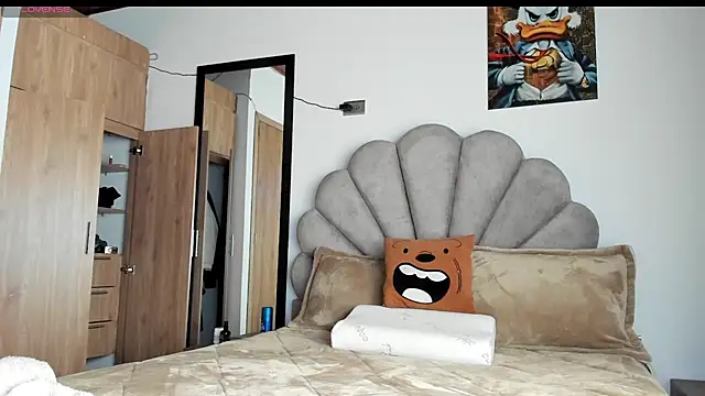 manucute 23  online show from 03/10/26, 03:38