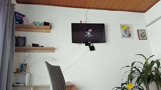 Snapshot of manucute_23_ chatting on 02/10/26, 03:11 manucute 23 online show from 02/10/26, 03:11