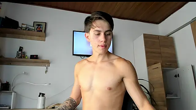 manucute 23  online show from 04/17/26, 02:09