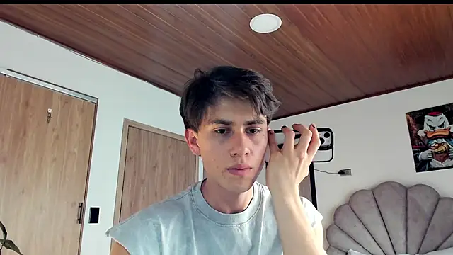 Snapshot of manucute_23_ chatting on 02/14/26, 10:21 manucute 23 online show from 02/14/26, 10:21