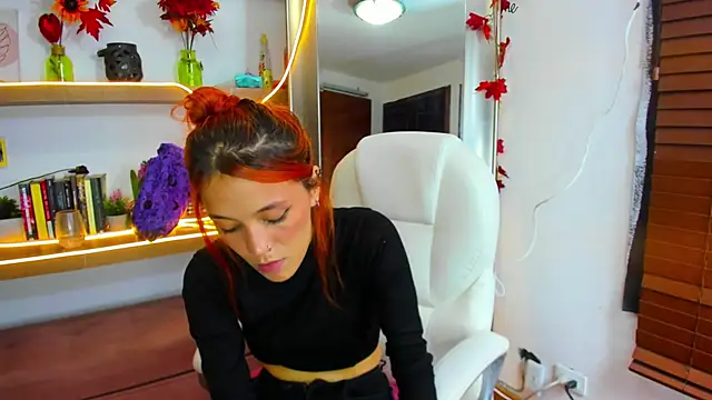 Snapshot of Irina_bx chatting on 02/11/25, 07:05 Irina bx online show from 02/11/25, 07:05