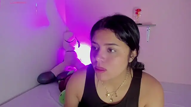 Oriana Guzman online show from 11/11/25, 11:20