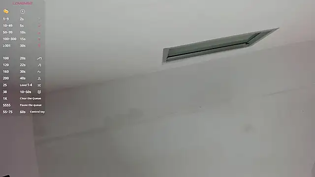 Oriana Guzman online show from 09/20/25, 10:26