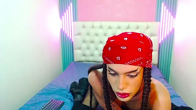 Foxy Ella  online show from 11/15/25, 03:27