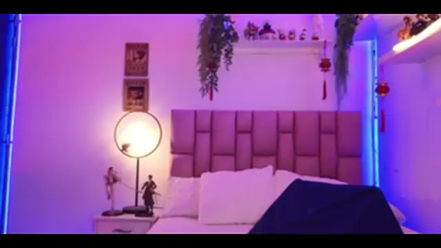 albaismynameX online show from 11/20/25, 12:17