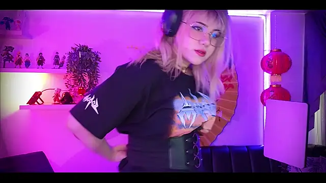 albaismynameX online show from 03/07/26, 12:21