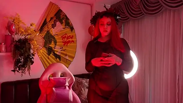 albaismynameX online show from 11/01/25, 12:54