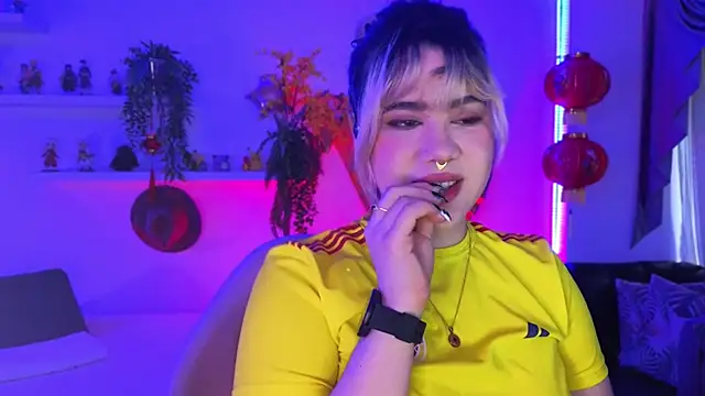 albaismynameX online show from 06/27/26, 12:22