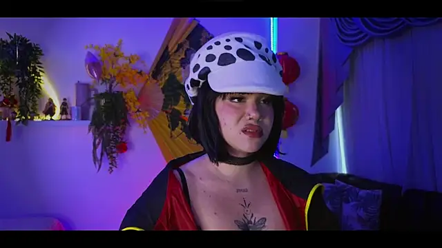 albaismynameX online show from 10/21/25, 12:15