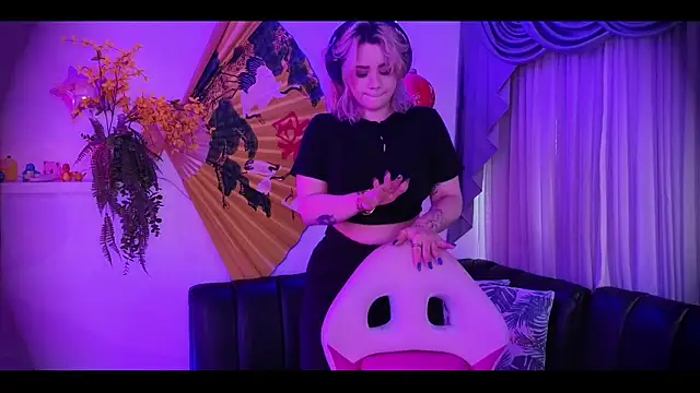 albaismynameX online show from 03/03/26, 12:01