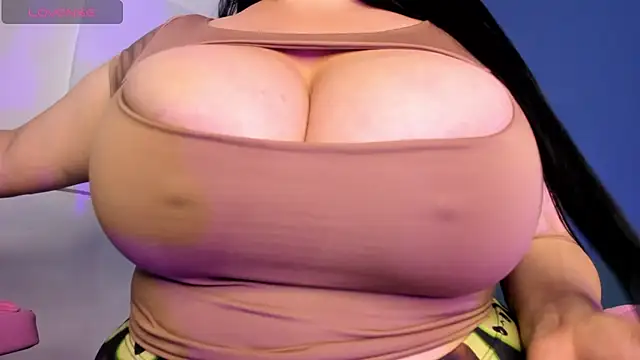 Ashanty vera15 online show from 11/17/25, 04:16