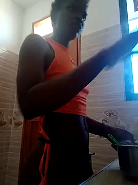 Snapshot of hotgal1112 chatting on 11/06/25, 08:29 hotgal1112 online show from 11/06/25, 08:29