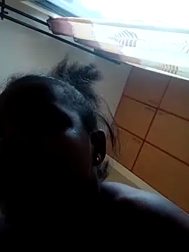 hotgal1112 online show from 02/01/26, 08:12