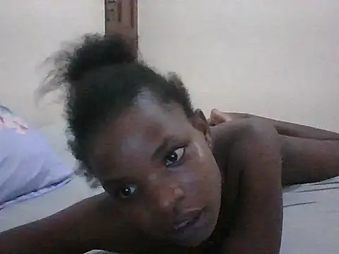 hotgal1112 online show from 01/06/26, 07:07