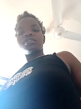 Snapshot of hotgal1112 chatting on 11/12/25, 09:13 hotgal1112 online show from 11/12/25, 09:13