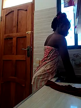 hotgal1112 online show from 02/22/26, 05:21