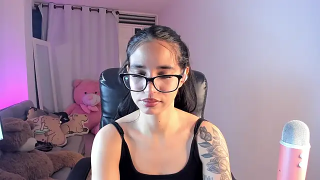 i babbyyyy online show from 03/18/25, 04:51