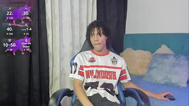 kleo helenos online show from 12/16/25, 11:53