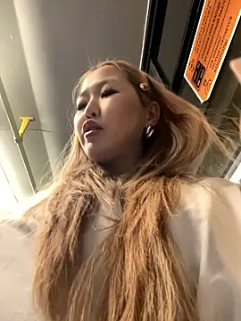 Aiko Yumi online show from 01/10/26, 04:57