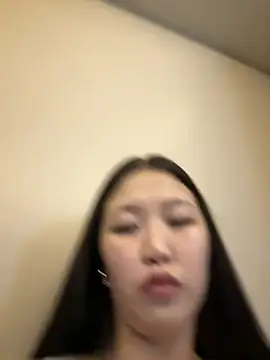 Snapshot of Aiko_Yumi chatting on 12/28/24, 11:52 Aiko Yumi online show from 12/28/24, 11:52