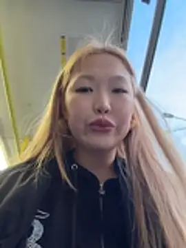 Aiko Yumi online show from 04/14/26, 04:56