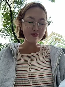 Aiko Yumi online show from 07/17/26, 06:49
