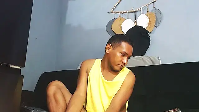 Snapshot of Grandeygruesa1 chatting on 01/14/26, 08:40 Grandeygruesa1 online show from 01/14/26, 08:40