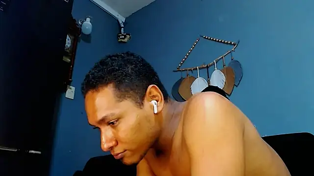 Snapshot of Grandeygruesa1 chatting on 02/10/25, 11:57 Grandeygruesa1 online show from 02/10/25, 11:57