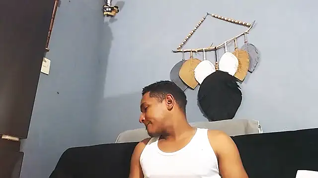 Snapshot of Grandeygruesa1 chatting on 02/28/26, 11:04 Grandeygruesa1 online show from 02/28/26, 11:04