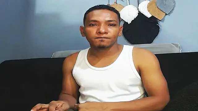 Snapshot of Grandeygruesa1 chatting on 11/10/25, 06:07 Grandeygruesa1 online show from 11/10/25, 06:07