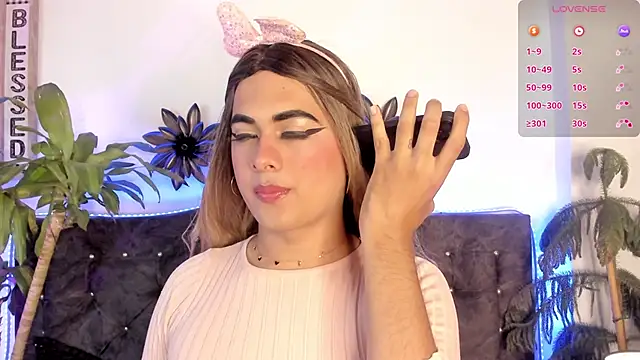 Snapshot of candy_canne__ chatting on 02/04/25, 08:49 candy canne online show from 02/04/25, 08:49