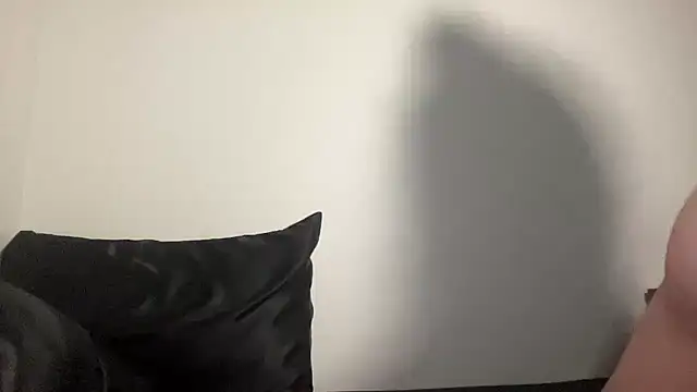 NatalieKneals online show from 05/09/26, 04:49