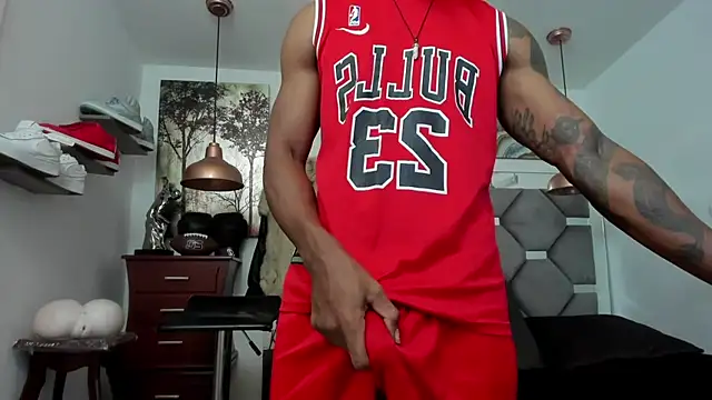 Snapshot of KING_FIT chatting on 02/18/25, 05:31 KING FIT online show from 02/18/25, 05:31