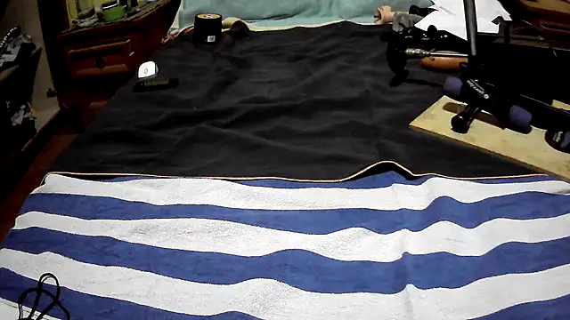 bigtoysssin online show from 04/11/26, 04:31