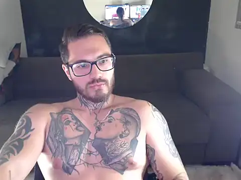 clark r online show from 09/24/25, 06:58