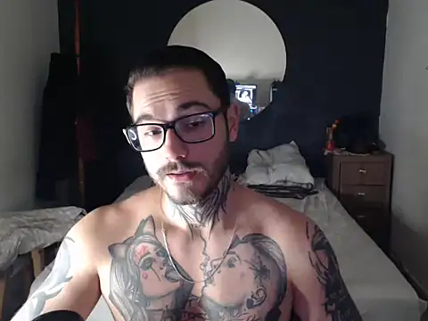 clark r online show from 12/02/25, 12:11